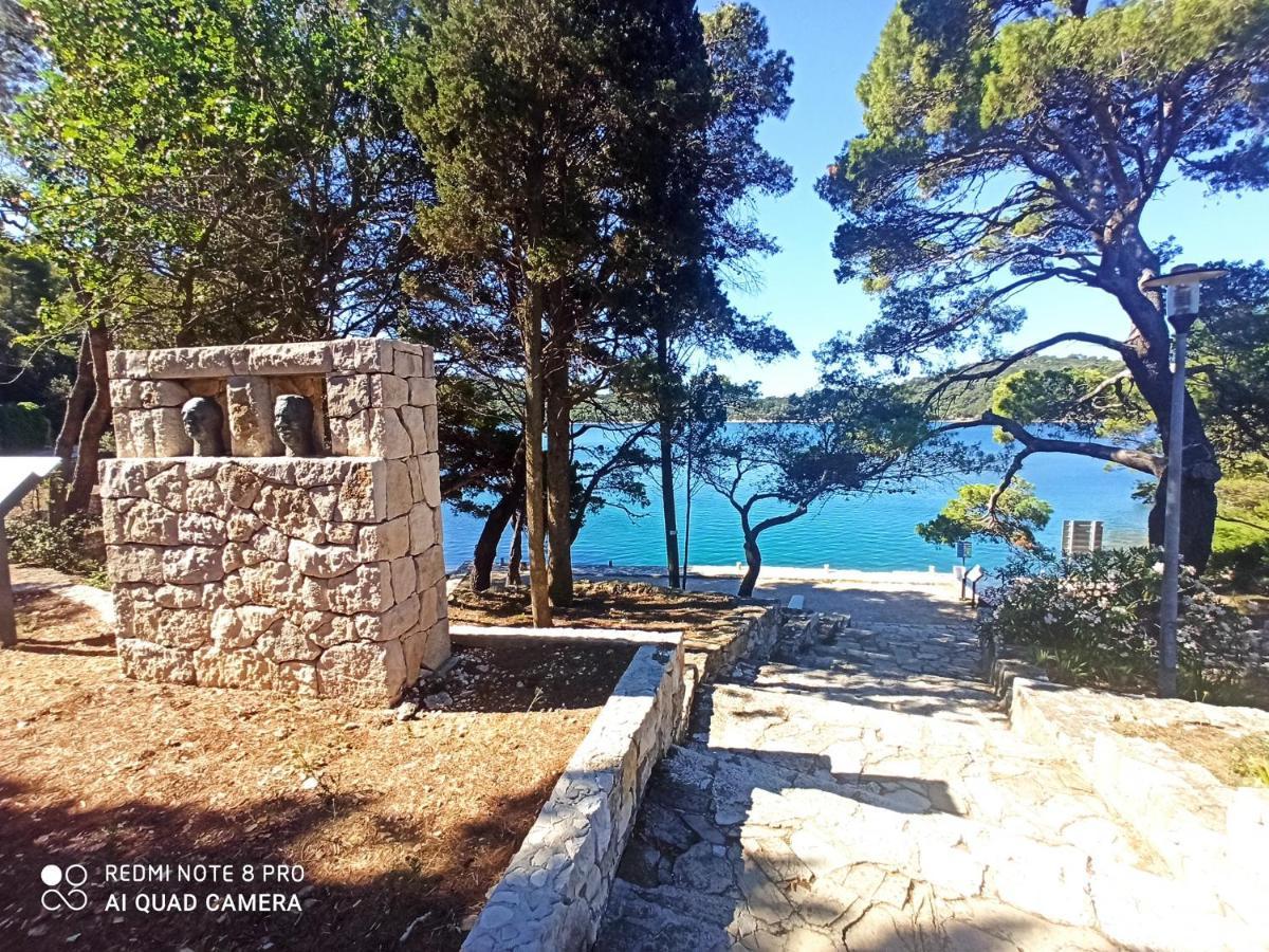 Mljet Sunset Apartments Pomena Εξωτερικό φωτογραφία