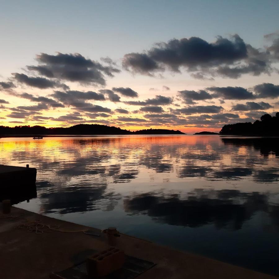 Mljet Sunset Apartments Pomena Εξωτερικό φωτογραφία